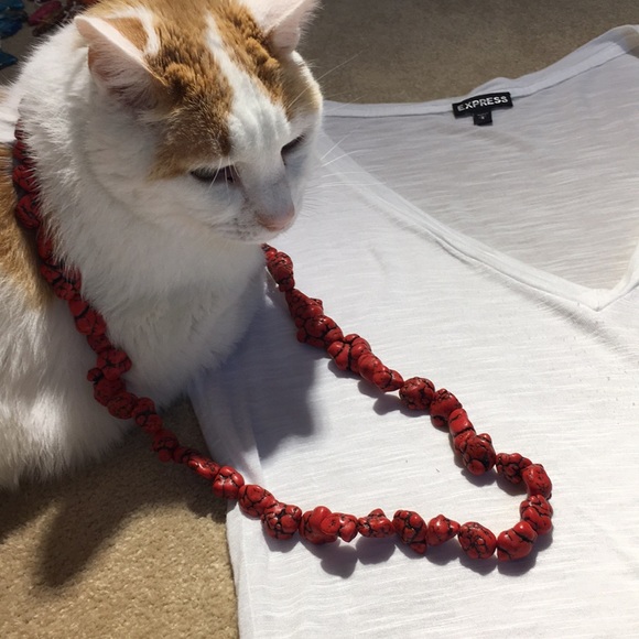 Faux Red turquoise nuggets wax treated magnesite - Picture 2 of 8